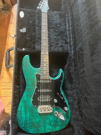 Kiesel Delos 1