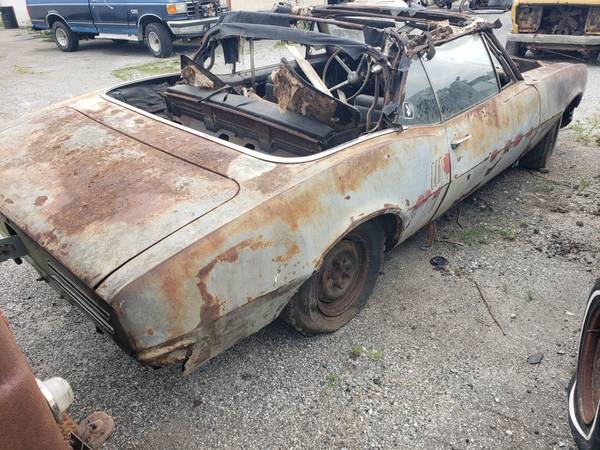 1967 Pontiac Firebird convertible - $3,900 (York)63435709803521123