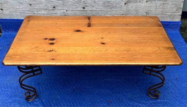 🌟 Rustic Solid Wood & Wrought Iron Coffee Table – $175 (Blen, Vancouv 1