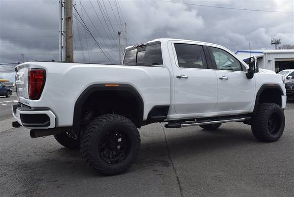 Camion diesel elevado 2022 GMC Sierra 3500 Denali 4x4 cargado - $69,900 (415 SE 223rd Gresham, OR 97030)63622362907649124