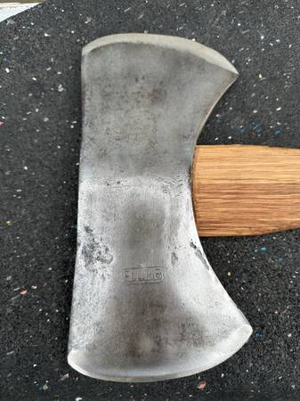 Plumb double bit Axe 1