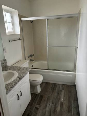 $1,200 / 1br - 1/1 -Apartment near TUHS (608 E KING AVE, TULARE CA 93274)63809838397313122