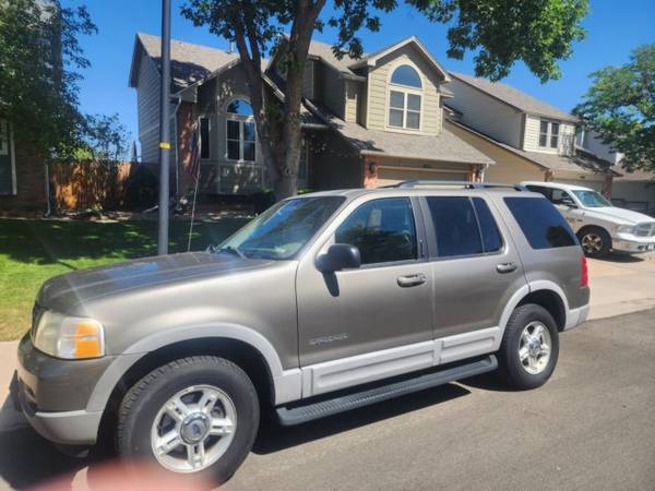 2002 Ford Explorer 1