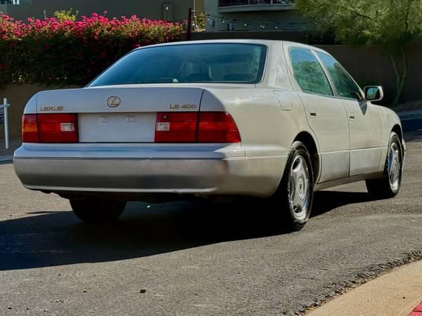 1998 Lexus LS 400 4dr Sedan w/Luxury Group - $11,000 (Phoenix, AZ)63469771702401124