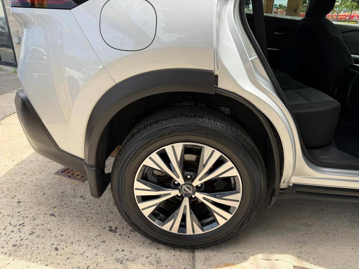 2022 Nissan Rogue SV AWD