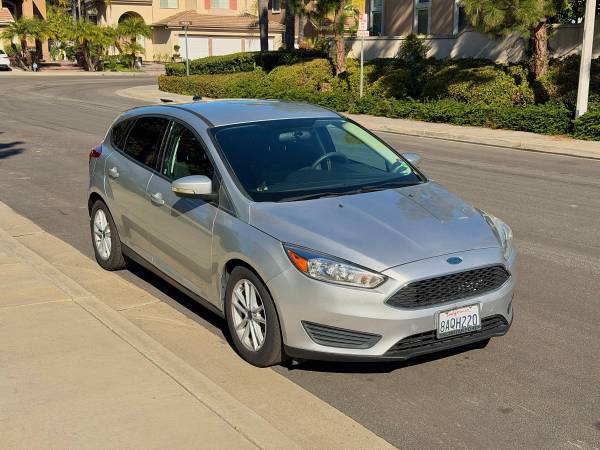 2017 Ford Focus SE 1