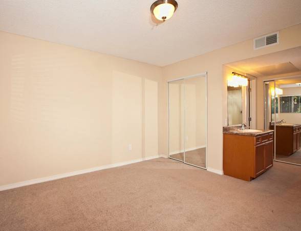 $2,695 / 2br - CALL for 1 FREE MONTH | Gated Controlled Entry | 2 Bedroom (La Mesa)64037218166658124
