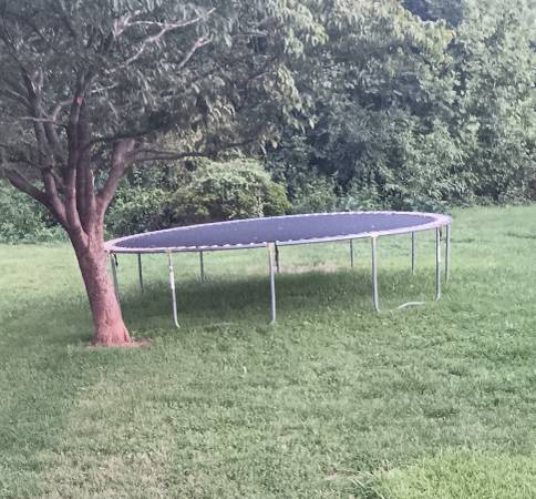 Trampoline 1