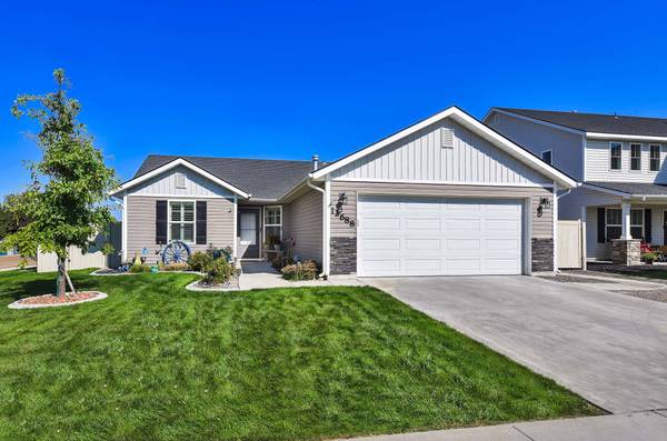 $375,000 / 3br - 1216ft2 - J U S T . H I T . T H E . M A R K E T - $375,000 (Caldwell)63981531965186120