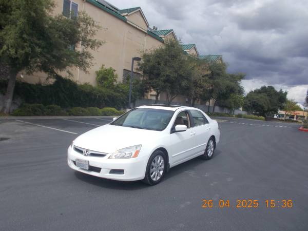 2007 Honda Accord EX-L Loaded One Owner - $4,995 (dublin / pleasanton / livermore)63487163414403122