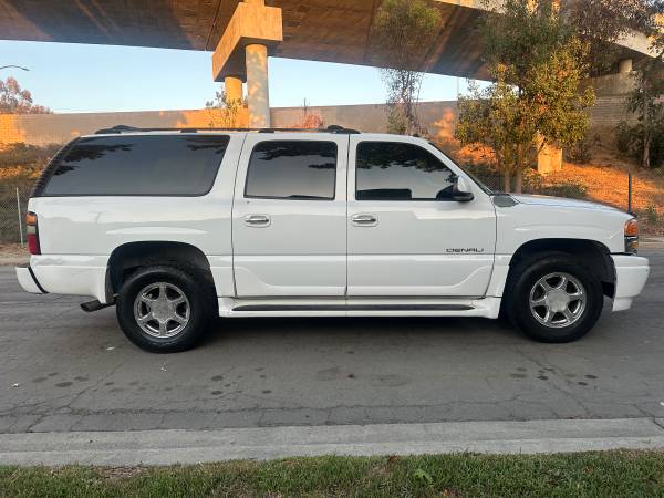 2005 GMC Yukon XL Denali AWD $3800 - $3,800 (área de South Bay)63470893441155122