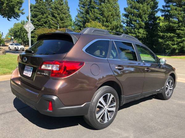 2019 Subaru Outback Limited 1
