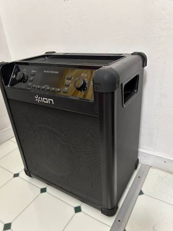 ION Block Rocker IPA76C - Bluetooth speaker with radio - $30 (san jose south)63471479710593121