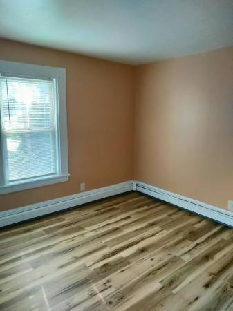 $2,200 / 1br - 750ft2 - Apartamento de una habitación (wakefield)63863136266497124
