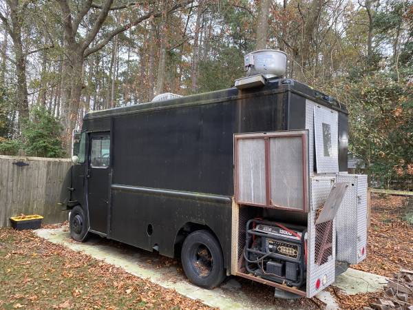 Camión de comida en venta - $25,000 (Raeford)63613491123587123