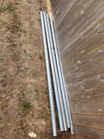 5 galvanized fence posts 7' 1