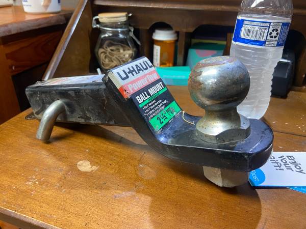 Trailer hitch 1