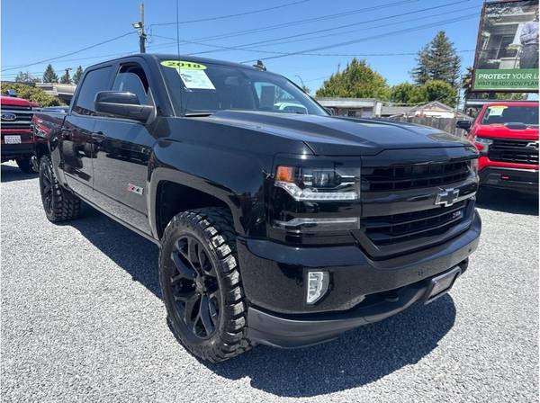 2018 Chevrolet Silverado 1500 Crew Cab 4x4 4WD Chevy Z71 LTZ Camioneta 4D - $39,999 (Enriquez Auto Group)63483051275137122