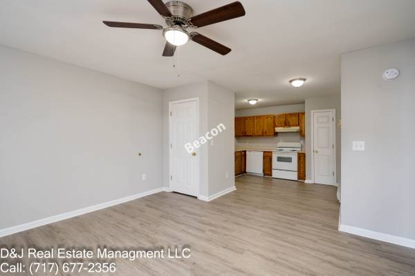 $1,295 / 2br - 900ft2 - Remodeled Apartment 2Bed/1Bath for rent, Pets Welcomed! (North East/Elkton)63694780288129121