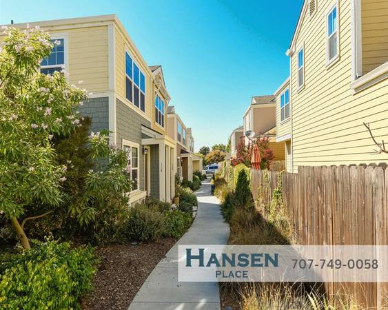 $3,595 / 3br - 3 Bed w/ Great Schools + Short Drive to Sonoma Wine Country (Petaluma)63888990035715120