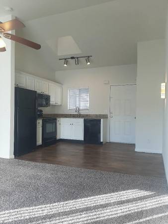 Sun-Filled 1 BR-Vaulted Ceilings, Sauna, Garage, Hurry In! 1