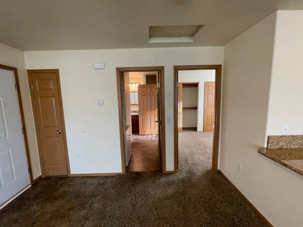 $1,350 / 1br - 700ft2 - One bedroom apt. on Donovan Dr. #11 (Wasilla)64014172774530122