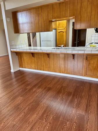 $1,565 / 2br - 1200ft2 - Large 2 Bedroom Townhome! Ready for Move In! (Visalia)63809838429955121