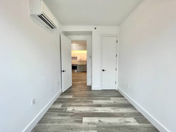 $3,100 / 2br - Sleek 2BR w/ Rooftop & Gym – Flatbush $3,100 (3321 Glenwood Rd #2E) (Brooklyn)63788384688515124