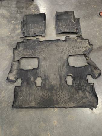 Weathertech Floor Mats - Lincoln Navigator 1