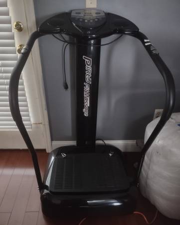 Whole Body Vibration Platform Exercise Machine with MP3 Player 1