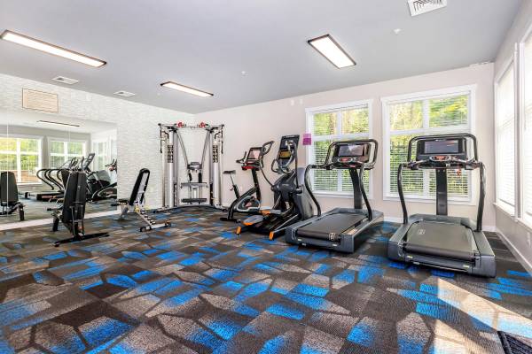 $1,670 / 1hab - 550ft2 - Casas contemporáneas con cocinas abiertas y abundante luz natural (24 C St, Laurel, MD)63694590877059124