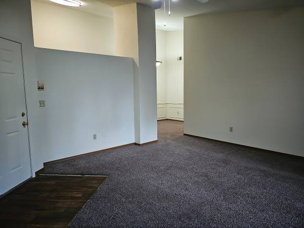 $994 / 2br - 966ft2 - Great Location, Close to Shopping! (Maumee)63836552626561123