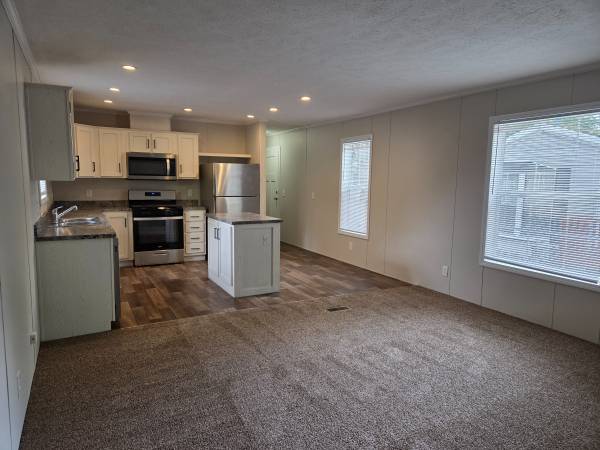 $1,429 / 3br - 1056ft2 - Valley Estates (Lansing)63920838052099120