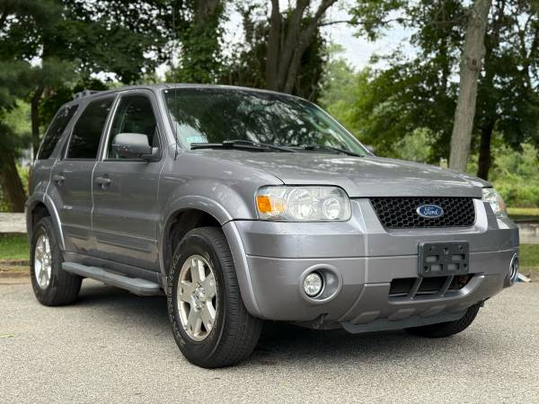 2007 Ford Escape XLT (95K Millas) - $2,750 (Peabody)63618143333377123