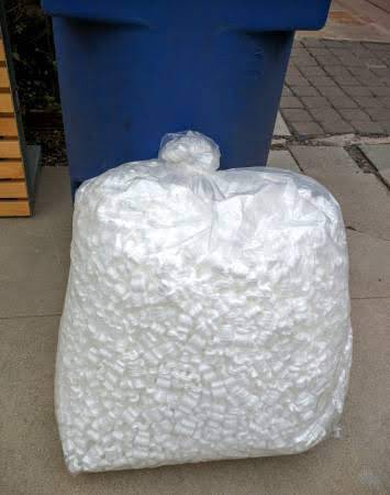Clean ~1cu yard Styrofoam Packing 'Peanuts' ♲ 1
