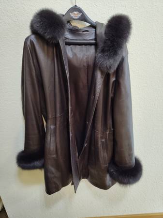 Ladies leather coat with matching hat 1