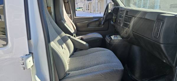 2015 GMC SAVANA 2500 SERIES - Photo 8