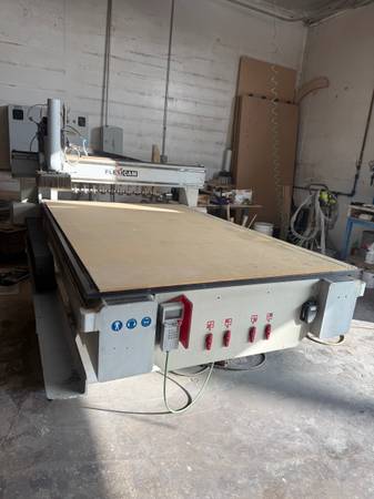 Industrial FlexiCAM CNC router 1