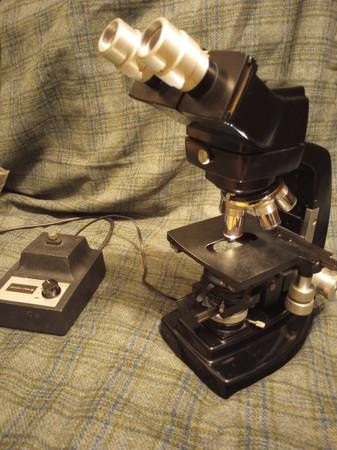 Bausch & Lomb microscope 1