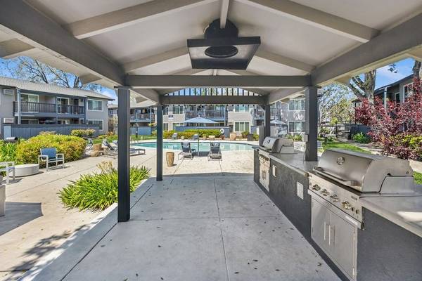 $3,190 / 2br - 831ft2 - Your Beautiful New Home is Waiting!!! (san jose east)63946806104834123