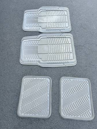 Floor mats universal 1