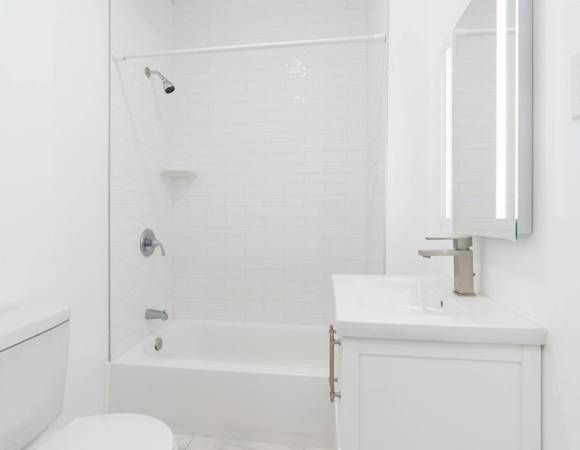 $1,295 / 1br - Apartamento asequible de 1 habitación - Cerca del Aeropuerto Internacional de Portland - Puntuación de tránsito de 94 (Centro de Portland)63841706985091122