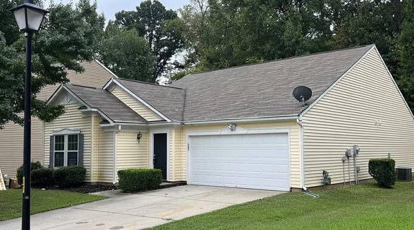 Charming 3 Bed, 2 Bath Single Family Home in Charlotte, NC 1