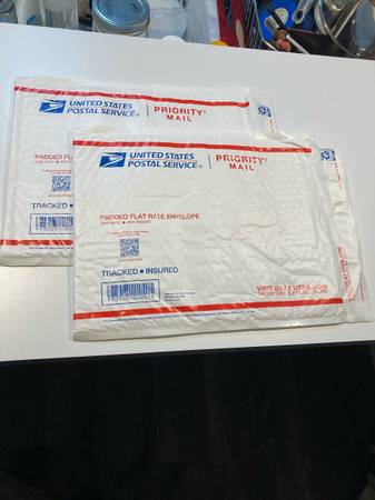 USPS plastic shipping envelopes 1