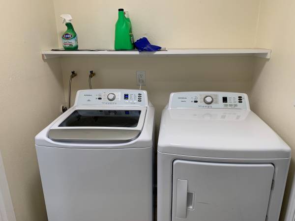 $1,200 / 1br - 120ft2 - Habitación amueblada junto al hospital Kaiser (san jose sur)63657947168003121