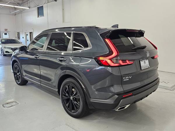 2023 HONDA CR-V Hybrid Sport Touring - $33,999 (#1 Pre-owned Selection)63470768810369122