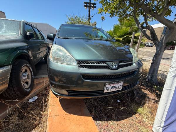 2004 Toyota Sienna XLE AWD - $5,800 (San Diego)63440946832257122