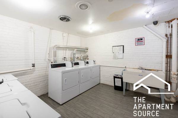 $1,495 / 1br - Updated 1-Bedroom in Edgewater! GAS, HEAT AND WATER INCLUDED (Edgewater)64041643061379123