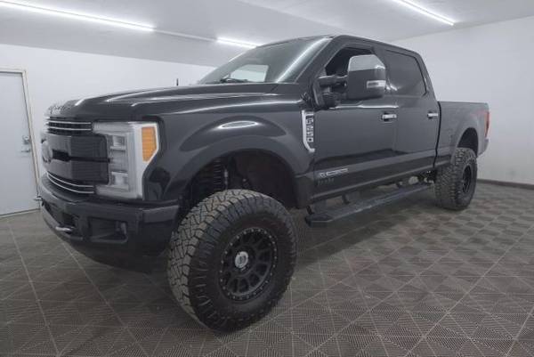 *2017* *Ford* *Super Duty F-250 SRW* *Lariat Pickup 4D 6 3/4 ft* - $44,995 (_Ford_ _Super Duty F-250 SRW_ _Camioneta_)63470770683777122