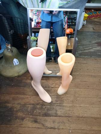 floor mirror for shoe / sock / feet viewing for play or pay 1